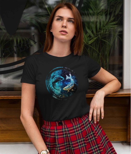 Дамска тениска с илюстрация Зодия Риби - TShirtArtShop.com